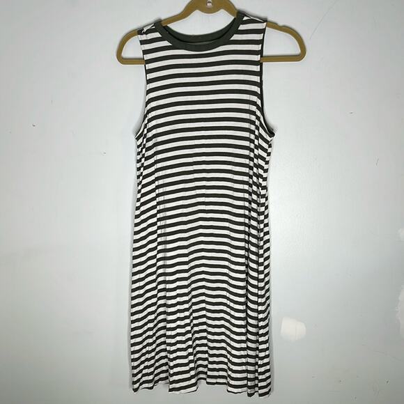 TIME & TRU Black and White Rayon Blend Striped Sleeveless Dress Size Medium - Picture 1 of 4